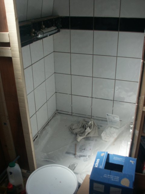 Shower tray